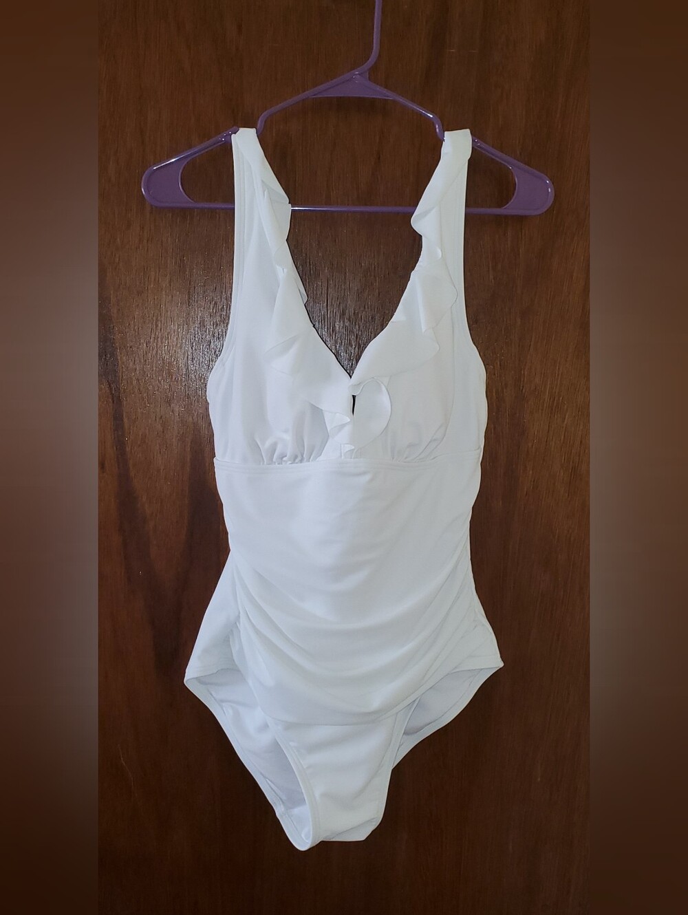 DKNY White Ruffle-Trim Underwire Rouched Swimsuit Sz 10